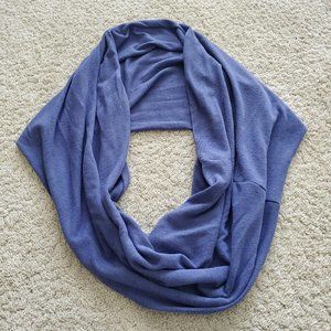 NWOT Infinity Scarf Circle Scarf Round Blue / grey